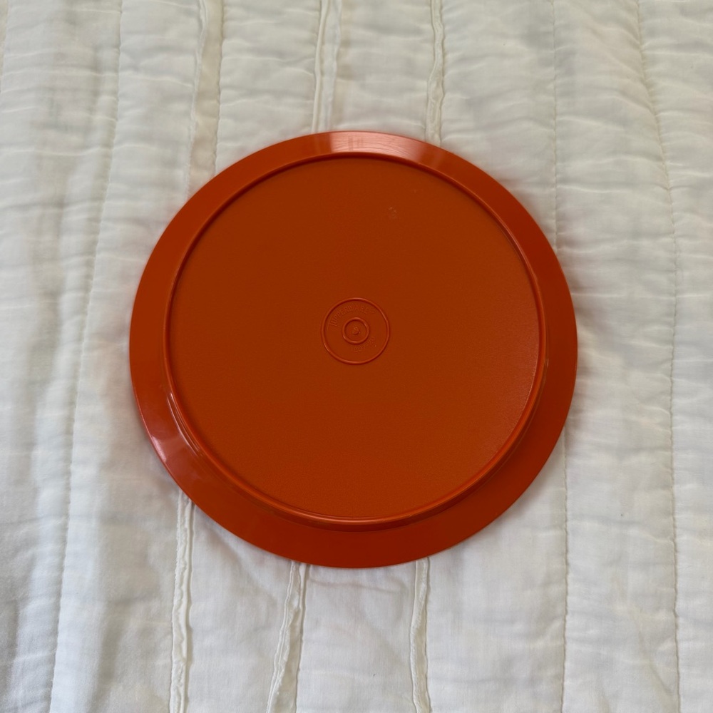 Tupperware #1207-20 Round Orange 7in Replacement Lid ONLY